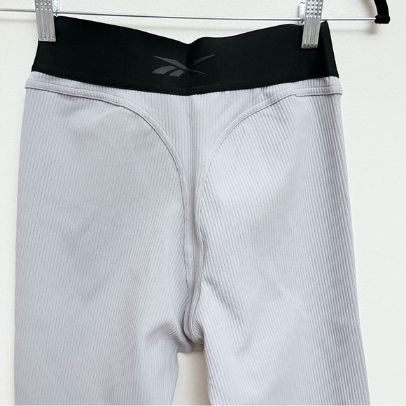 NEW Reebok Cardi B Thick Rib Tights GRAY HC5280 training pants Women’s Medium - Picture 10 of 11